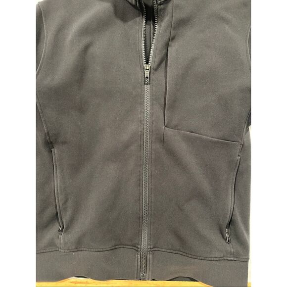 Lululemon full zipper Sojourn black jacket, size small - Picture 3 of 8